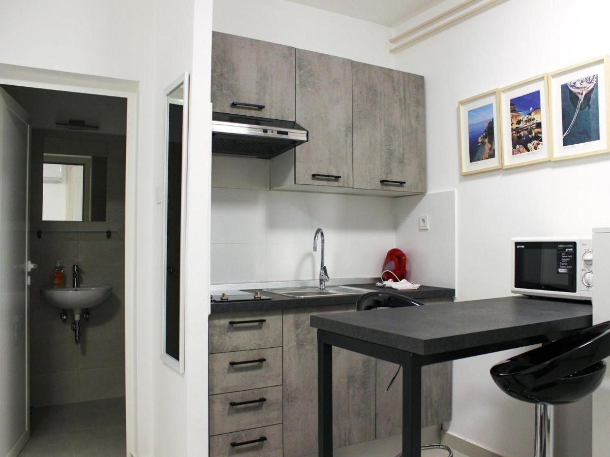 Rooms Studentsko Naselje Ivan Goran Kovacic Fiume Esterno foto