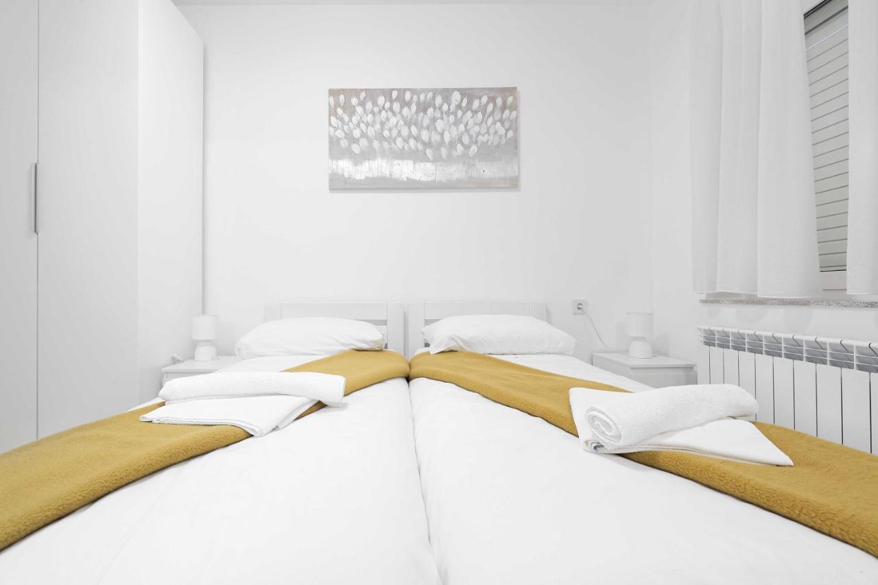 Rooms Studentsko Naselje Ivan Goran Kovacic Fiume Esterno foto