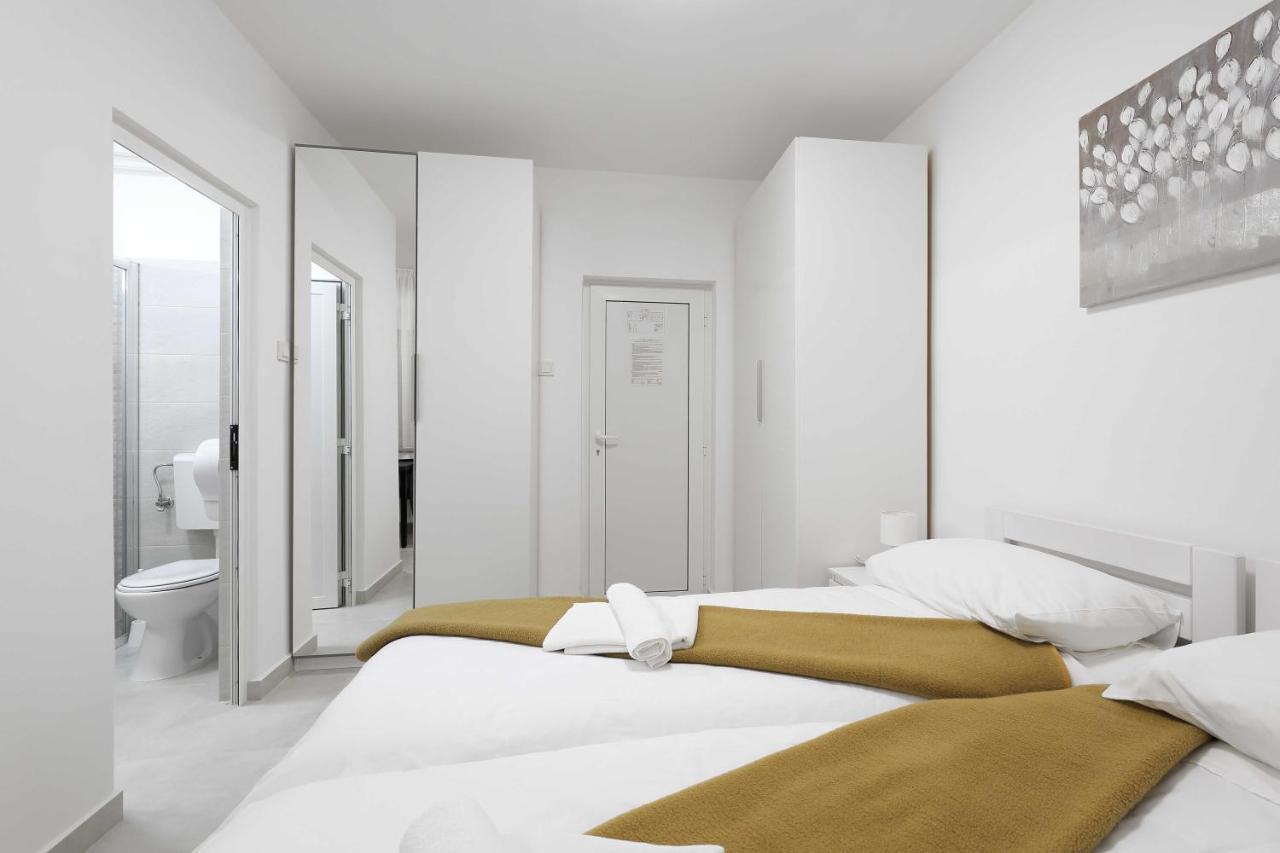 Rooms Studentsko Naselje Ivan Goran Kovacic Fiume Esterno foto