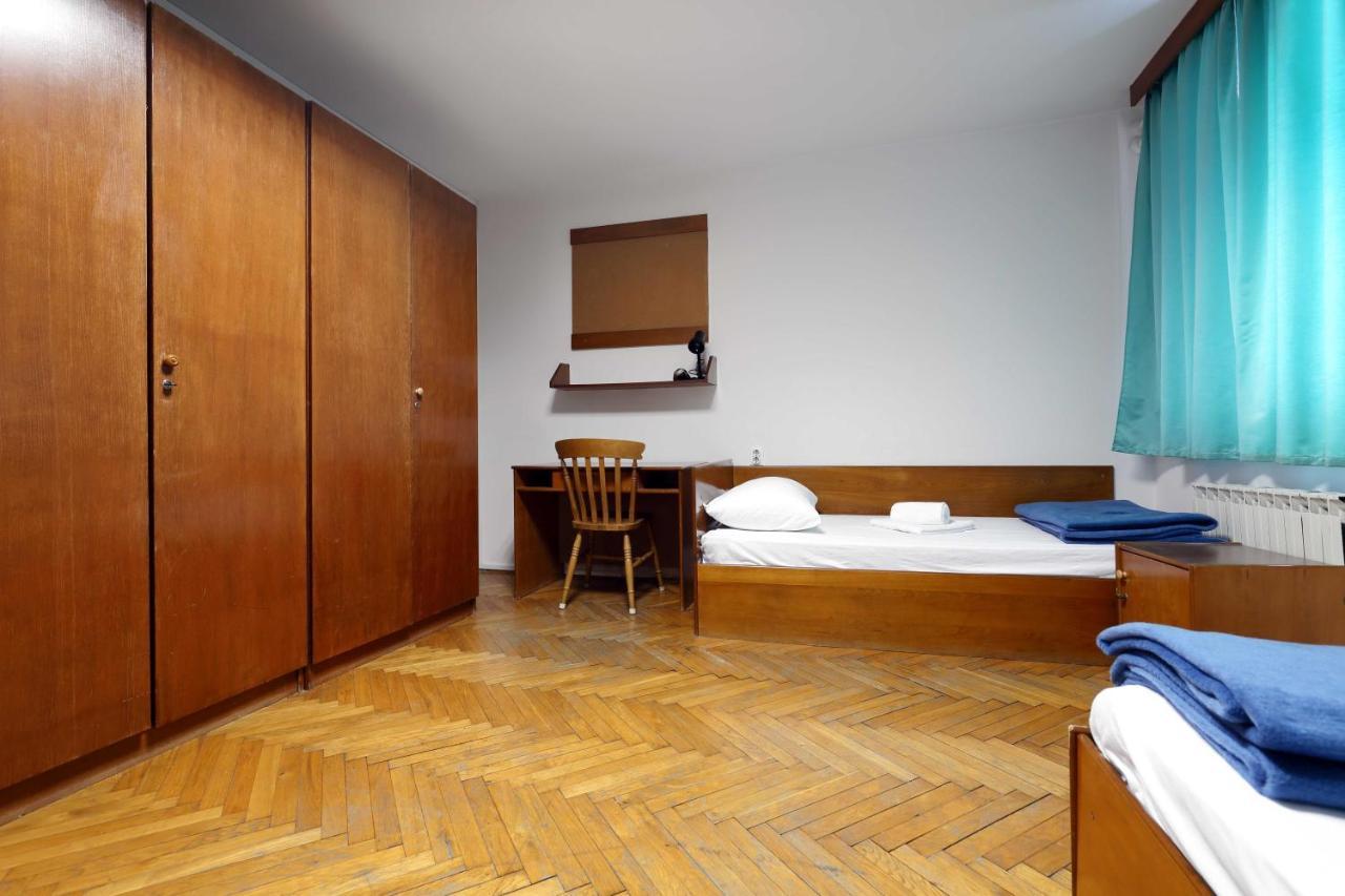 Rooms Studentsko Naselje Ivan Goran Kovacic Fiume Esterno foto